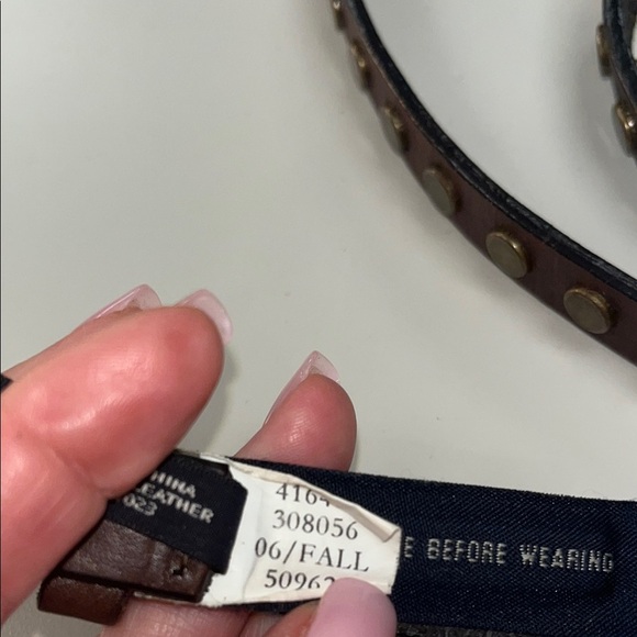 Banana Republic vintage Brown Studded Leather Belt size medium/ preowned - Picture 5 of 8